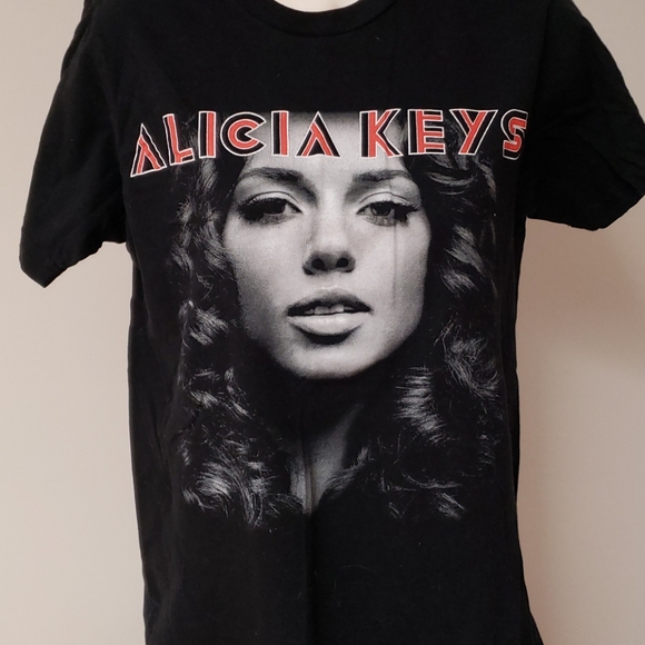 Skirts | Alicia Keys 208 Tour Tshirt 